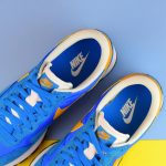 827921-417_amorshoes-nike-sportswear-air-pegasus-83-azul-amarillo-Photo-Blue-Logo-Gold-Leaf-827921-417