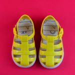 s10142-008_amorshoes-cangrejera-igor-shoes-niño-tenis-nautico-amarillo-crema-s10142-008