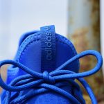 S75010_amorshoes-adidas-originals-tubular-radial-neopreno-nobuk-azul-suela-tubular-blanca-S75010