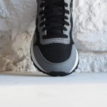 828403-002_AmorShoes-Nike-Air-Pegasus-83-W-black-cool-grey-negro-gris-828403-002