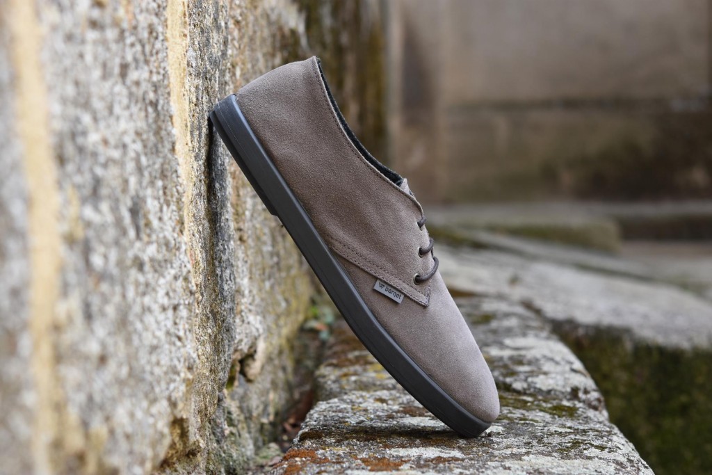 dluaw16-04_amorshoes-barqet-dogma-low-grey-suede-gris-dluaw16-04