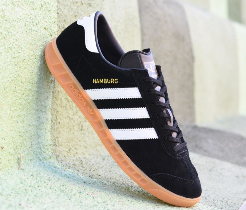 poco claro girasol altavoz Adidas Originals Hamburg Negra con suela de Caramelo - AmorShoes