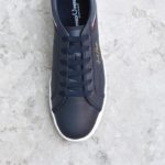 b1180-608_amorshoes-fred-perry-chico-sidespin-leather-608-navy-azul-marino-b1180-608
