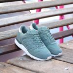 BY9387_amorshoes-adidas-originals-ZX-700-W-verde-rayas-verdes-Color-Trace-Green-Linen-BY9387