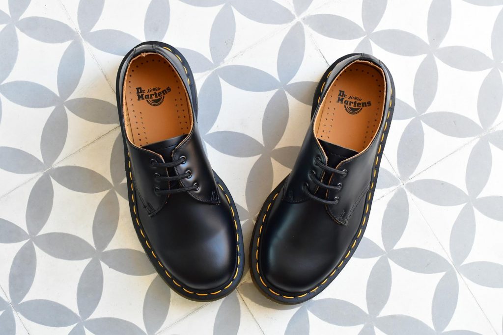 1461Smooth_AmorShoes-Dr.Martens-Eye-Shoe-10085001-black-smooth-shoes-zapatos-10085001-negro-1461Smooth