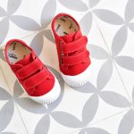 36606_AmorShoes-zapatilla-Victoria-shoes-basket-color-rojo-carmin-red-niños-lona-velcro-puntera-goma-36606