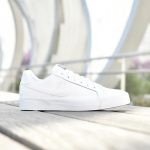 AO2810-102_amorshoes-nike-sportwear-Court-Royale-White-White-black-zapatilla-piel-blanca-logo-blanco-monocromo-AO2810-102