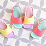 S10236-011_AmorShoes-Igor-shoes-baby-bicolor-cangrejera-sandalia-goma-para-agua-color-verde-agua-coral-mint-coral-s10236-011